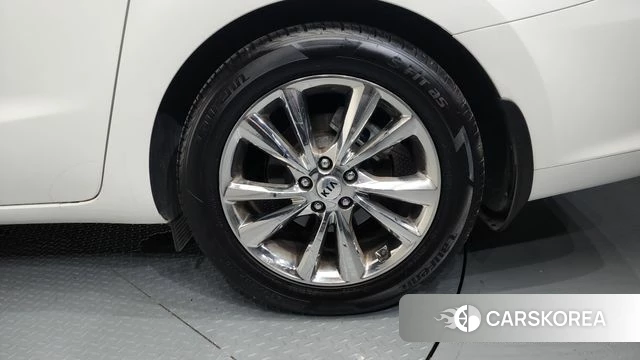 Kia The New Carnival id 4525670 из Кореи 13