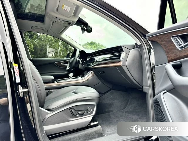 Audi Q7 id 4276992 из Китая 13
