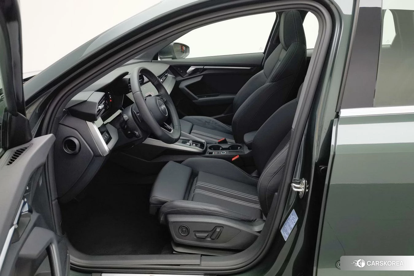 Audi A3 id 4492730 из Китая 13