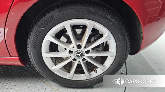 Mercedes-Benz A-Class W177 id 4424444 из Кореи 13