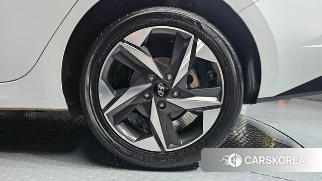 Hyundai Avante (CN7) id 4389900 из Кореи 13