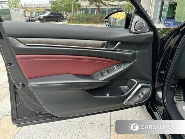 Honda Accord id 4263520 из Китая 13