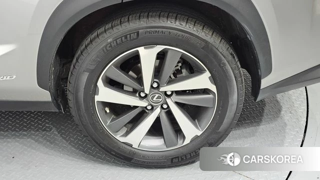 Lexus NX300h id 4286315 из Кореи 13