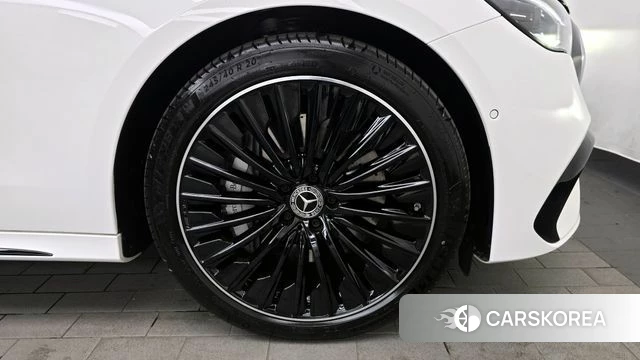 Mercedes-Benz E-Class W214 id 4314888 из Кореи 13