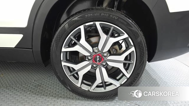 Kia Seltos id 4676563 из Кореи 13