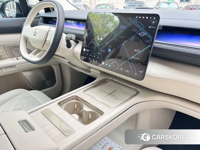 Weilai ES8 id 4198808 из Китая 13