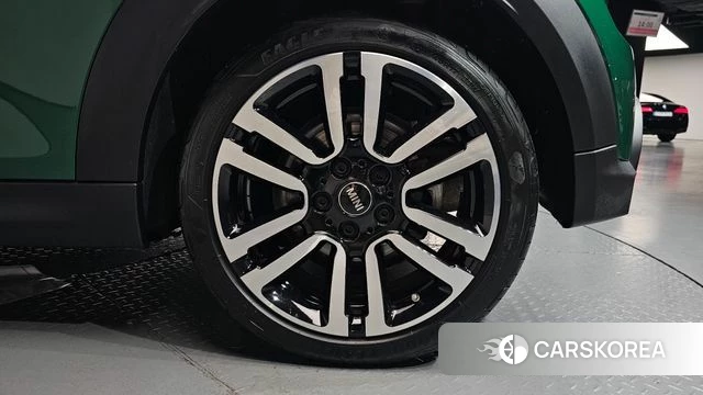 Mini Cooper S Convertible id 4757394 из Кореи 13