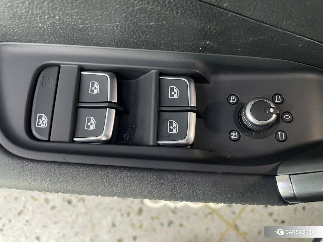 Audi Q2L id 4473291 из Китая 13