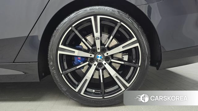 BMW 5 Series (G60) id 4681441 из Кореи 13