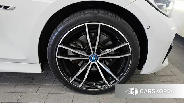 BMW 3 Series (G20) id 4494871 из Кореи 13