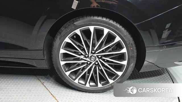 Hyundai Grandeur (GN7) id 4422231 из Кореи 13