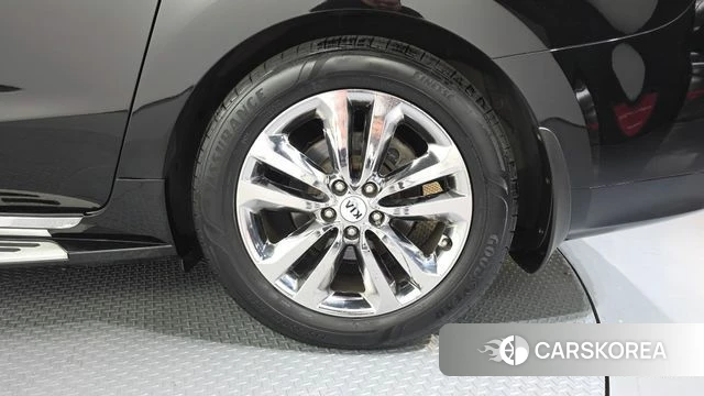 Kia All New Carnival id 4536825 из Кореи 13