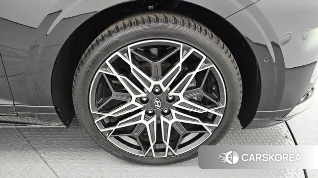 Hyundai Grandeur Hybrid (GN7) id 4572115 из Кореи 13