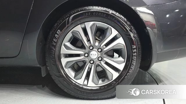 Kia The New Carnival id 4610377 из Кореи 13