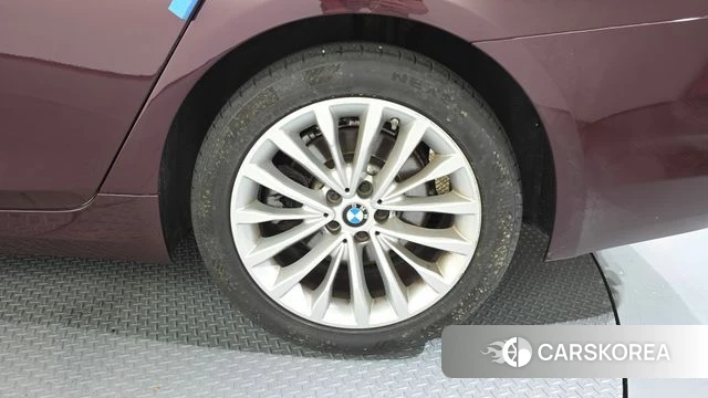 BMW 5 Series (G30) id 4708177 из Кореи 13