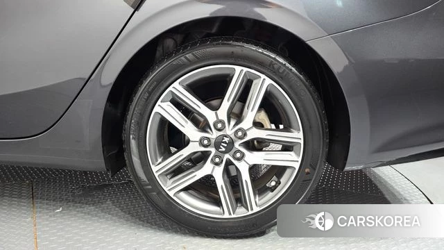Kia Come New K3 id 4657579 из Кореи 13