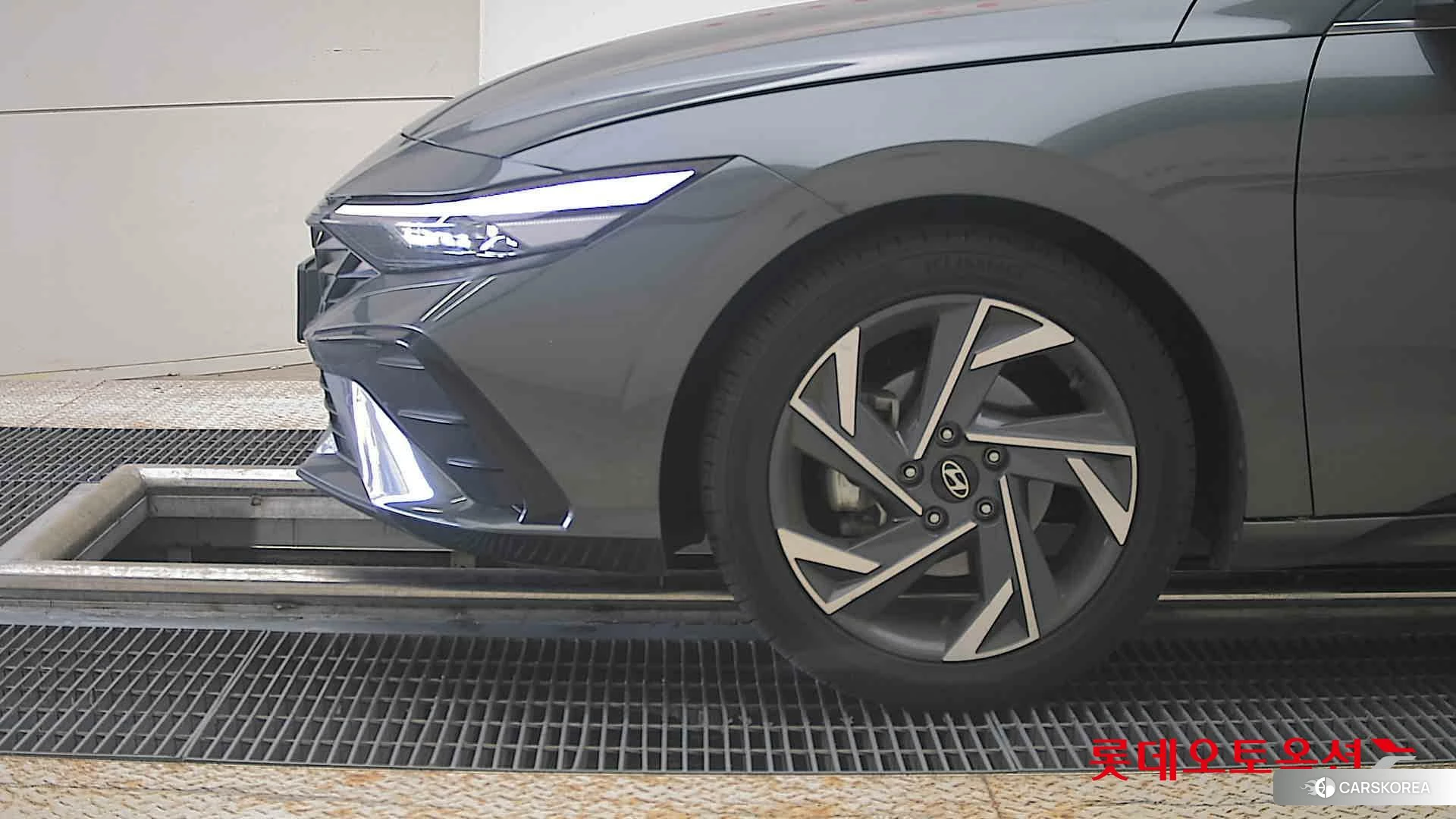 Hyundai Avante id 4902492 из Кореи 13