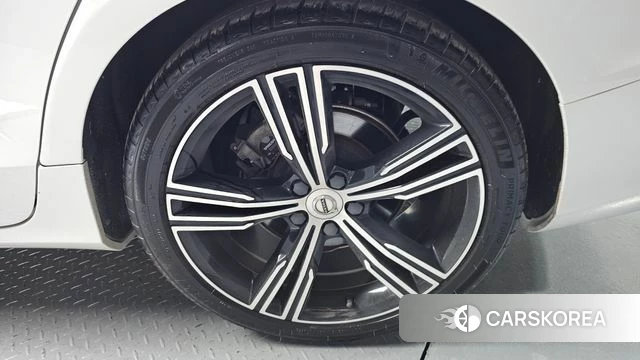 Volvo S60 3rd generation id 4476936 из Кореи 13