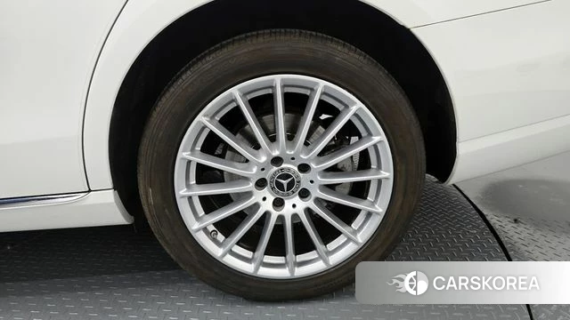 Mercedes-Benz E-Class W213 id 4292379 из Кореи 13