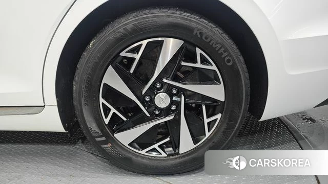 Hyundai The New Grandeur IG Hybrid id 4529064 из Кореи 13