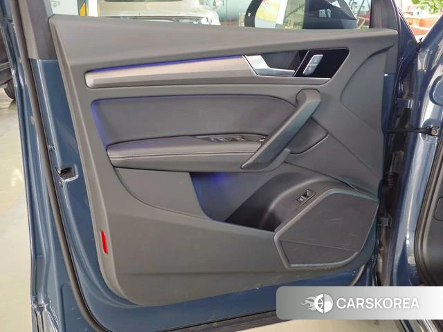 Audi Q5L id 4307687 из Китая 13