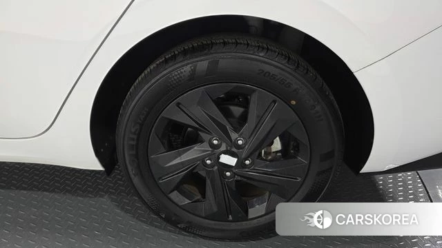 Hyundai Avante (CN7) id 4223902 из Кореи 13