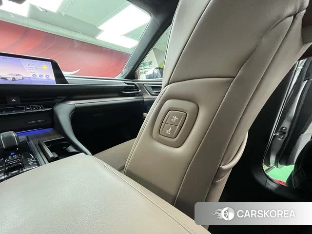 Toyota Crown (imported) id 4258767 из Китая 13