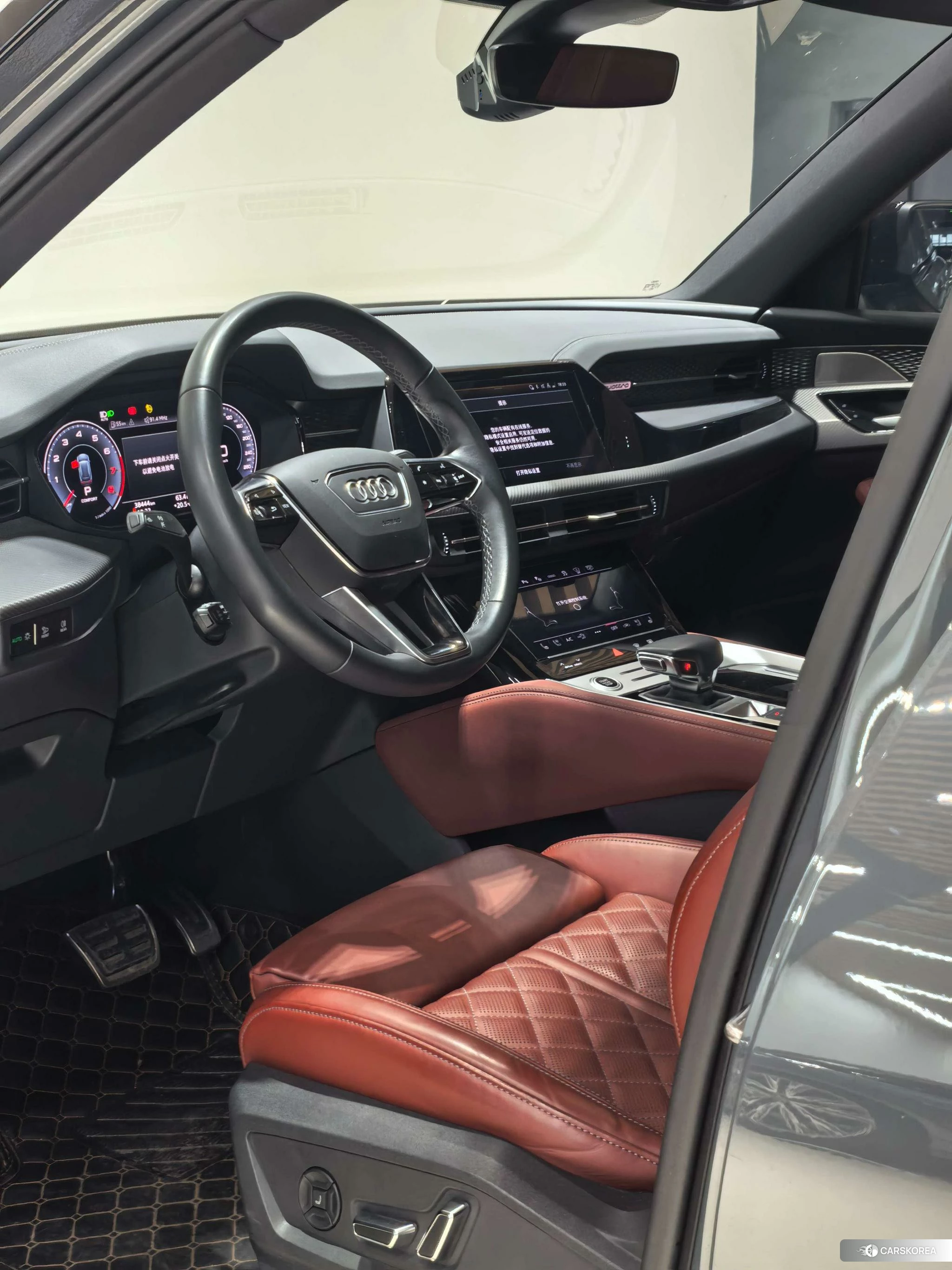 Audi Q6 id 4420384 из Китая 13