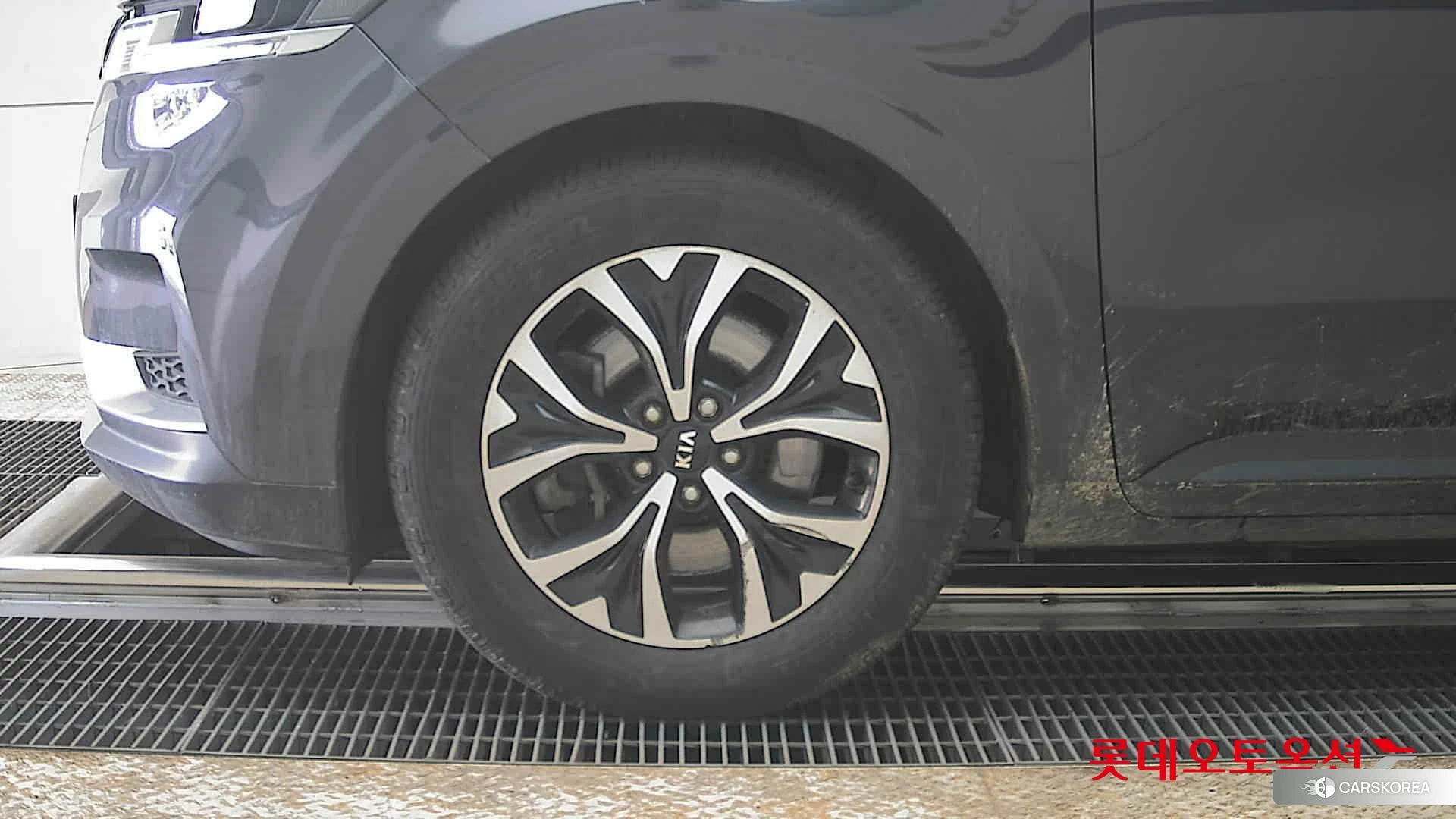 Kia Carnival id 3888420 из Кореи 13