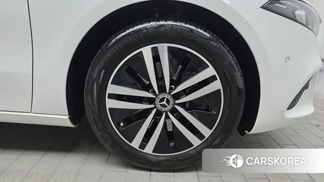 Mercedes-Benz A-Class W177 id 4196148 из Кореи 13