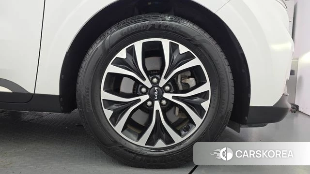 Kia Carnival 4th generation id 4716250 из Кореи 13