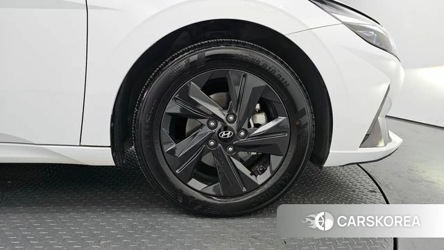 Hyundai Avante (CN7) id 4196401 из Кореи 13