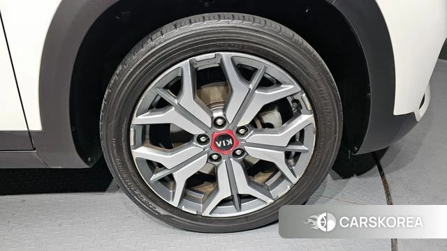 Kia Seltos id 4377410 из Кореи 13