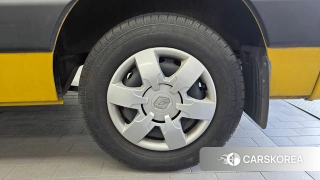 Renault Korea (Samsung) Master id 4446896 из Кореи 13
