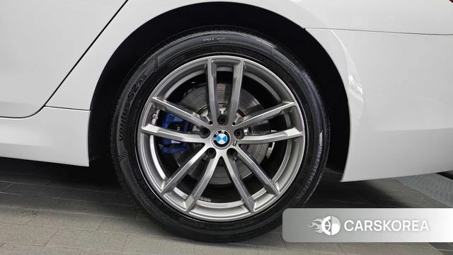 BMW 5 Series (G30) id 4417457 из Кореи 13