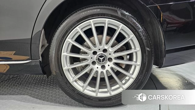 Mercedes-Benz E-Class W213 id 4283632 из Кореи 13