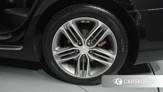 Hyundai Grandeur IG id 4225326 из Кореи 13