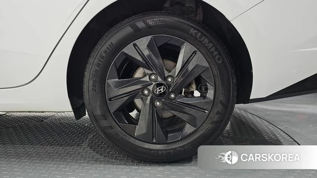 Hyundai Avante Hybrid (CN7) id 4534705 из Кореи 13