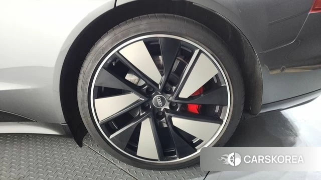 Audi e-Tron GT id 4382285 из Кореи 13