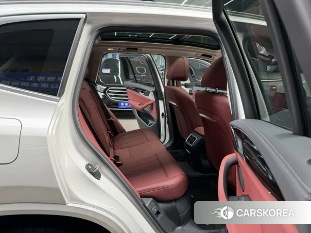 BMW X3 id 4313328 из Китая 13