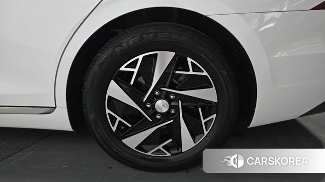 Hyundai The New Grandeur IG Hybrid id 4614086 из Кореи 13