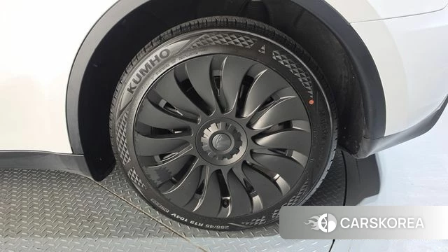 Tesla Model Y id 4847925 из Кореи 13