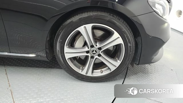 Mercedes-Benz E-Class W213 id 4717542 из Кореи 13