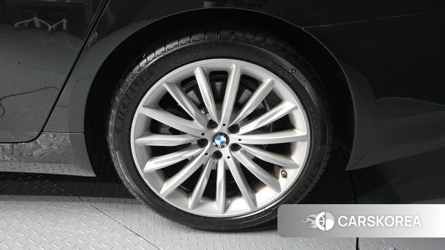 BMW 5 Series (G30) id 4395544 из Кореи 13