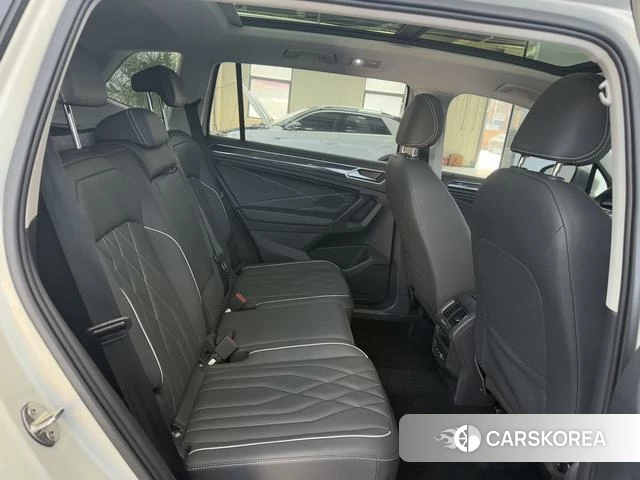 Volkswagen Tiguan L id 4262584 из Китая 13