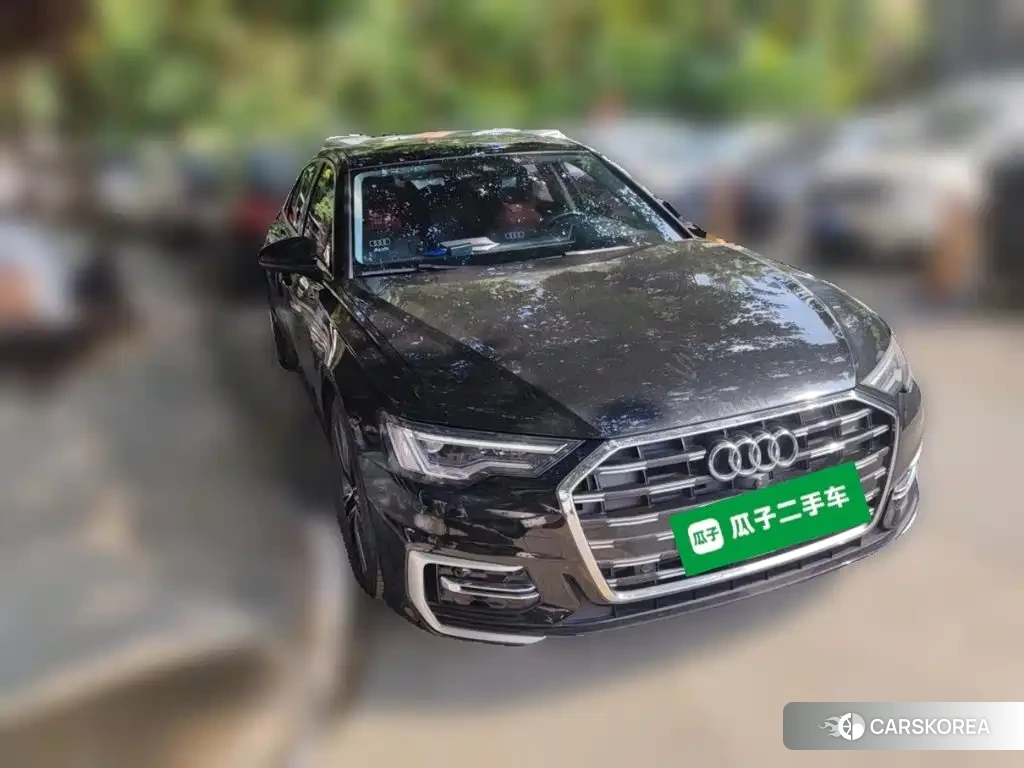 Audi A6L id 4680725 из Китая 13
