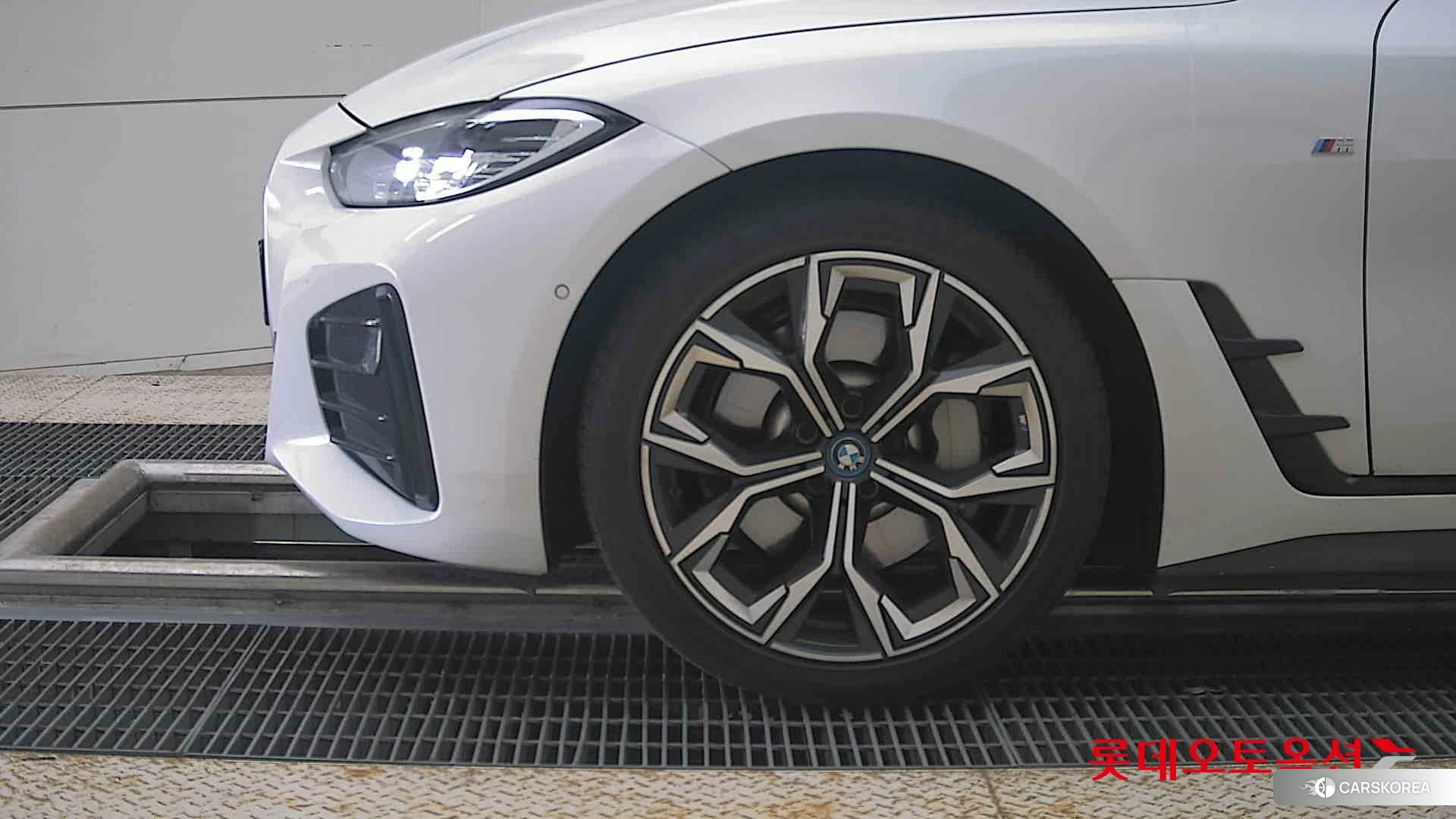 BMW  i4 eDrive40 id 4504425 из Кореи 13