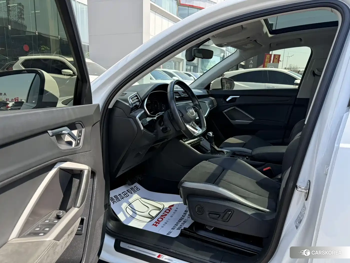 Audi Q3 id 4659825 из Китая 13