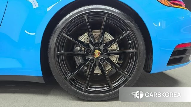 Porsche 911(992) id 4651748 из Кореи 13