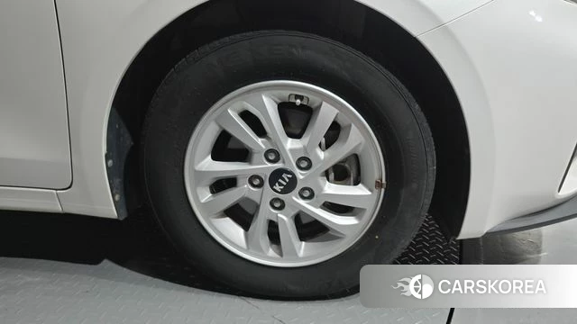 Kia Come New K3 id 4536353 из Кореи 13